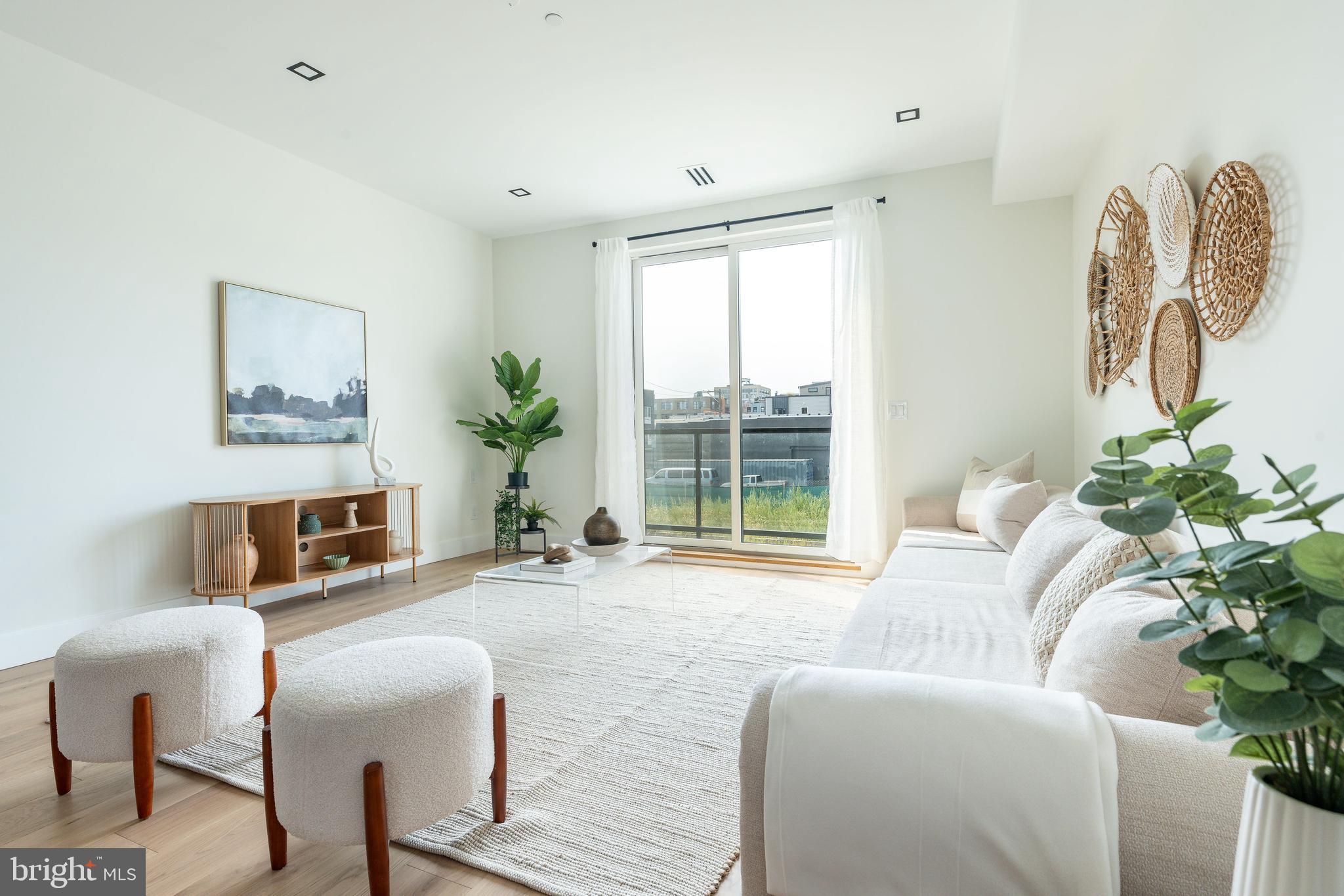 518 Cecil B. Moore Ave