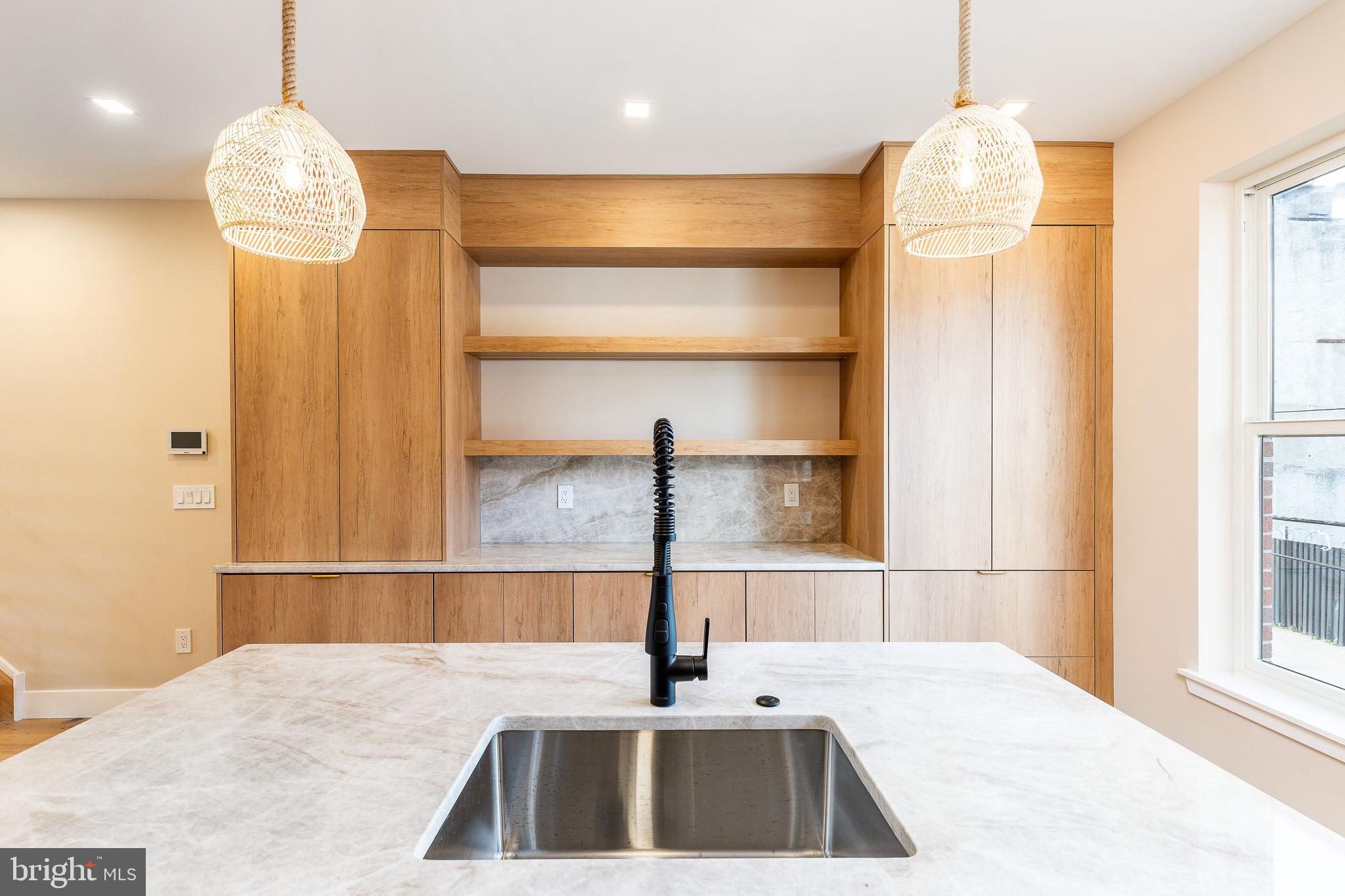 512 Cecil B. Moore Ave