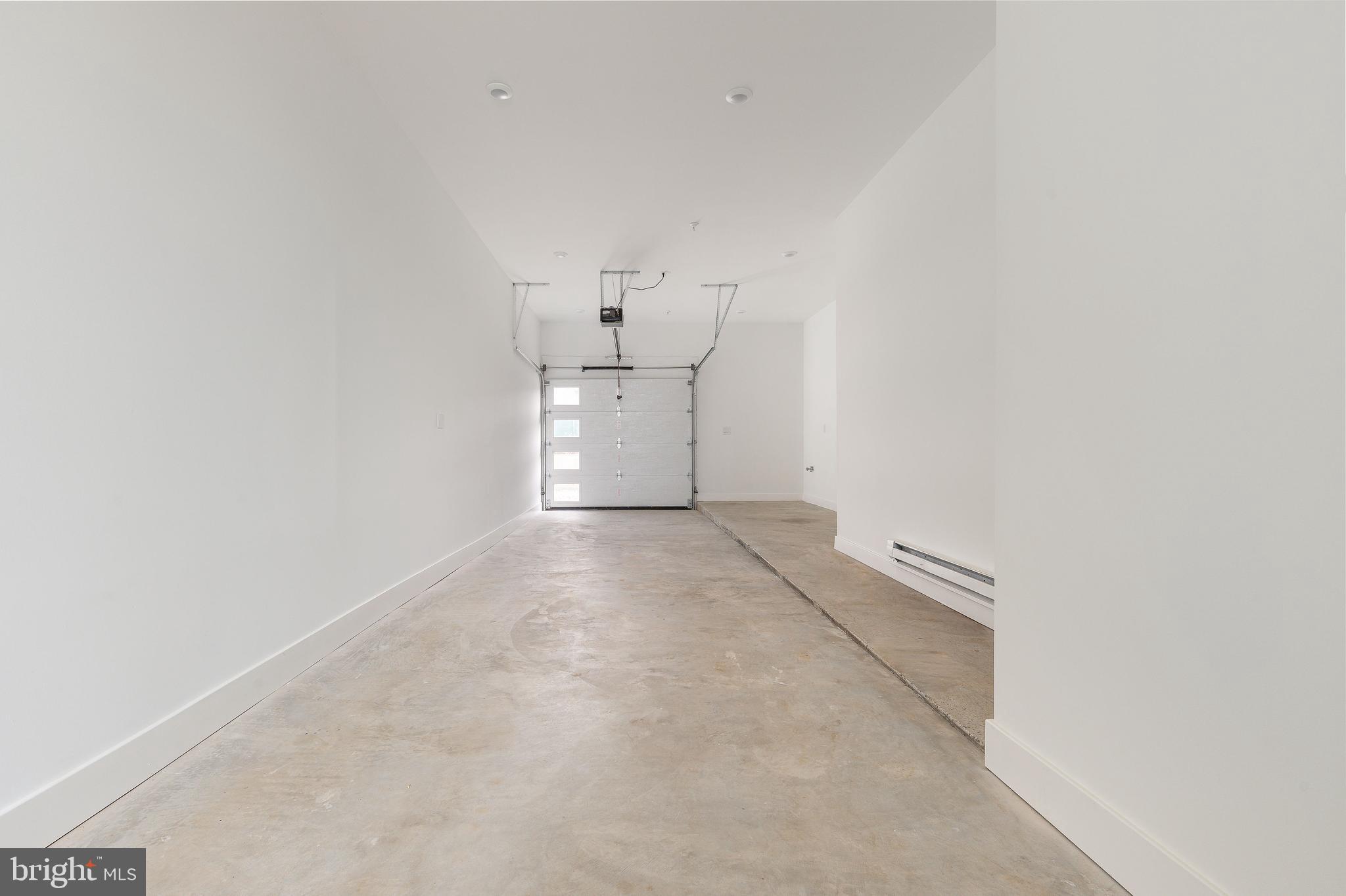 512 Cecil B. Moore Ave