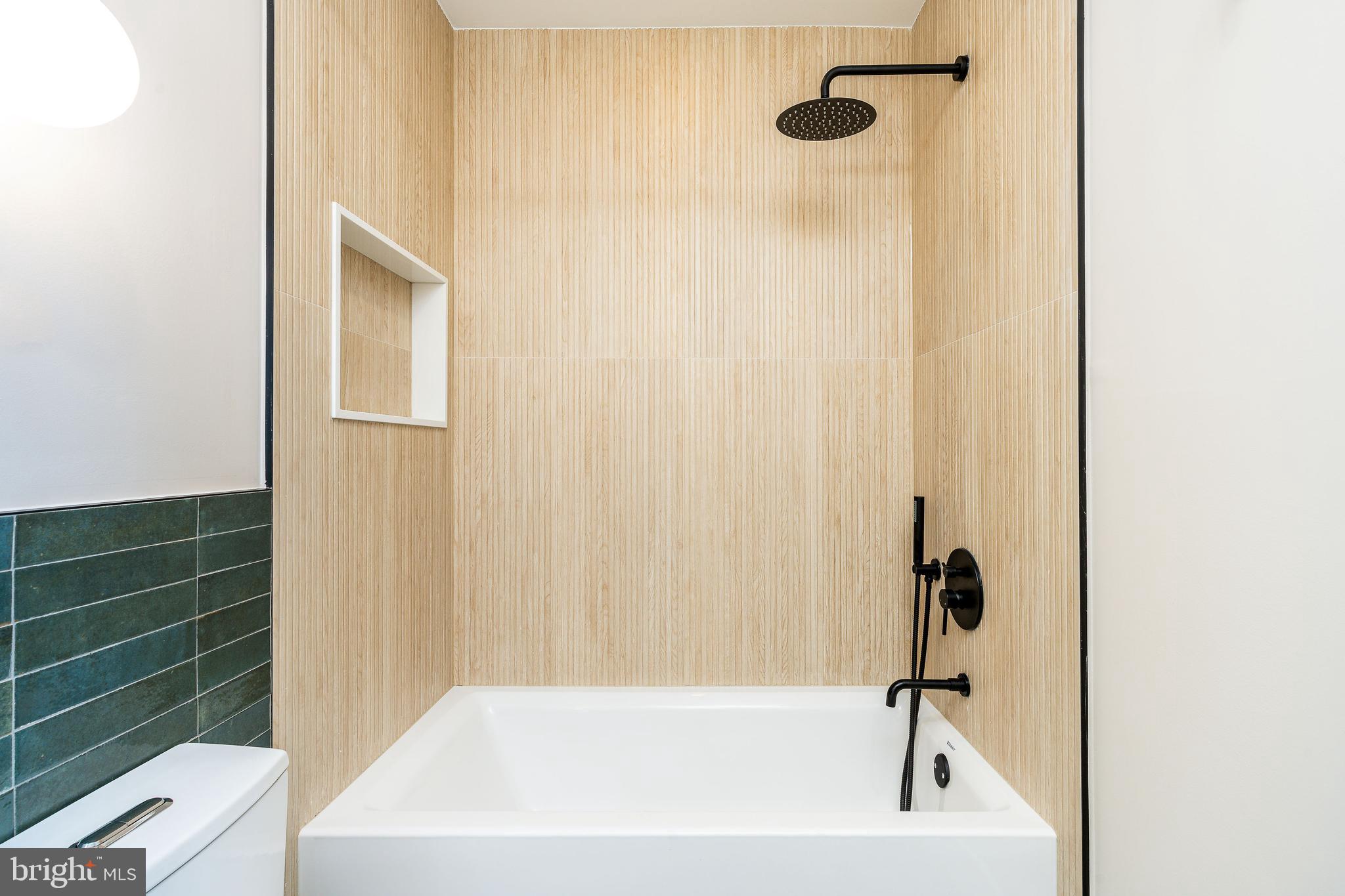 514 Cecil B. Moore Ave