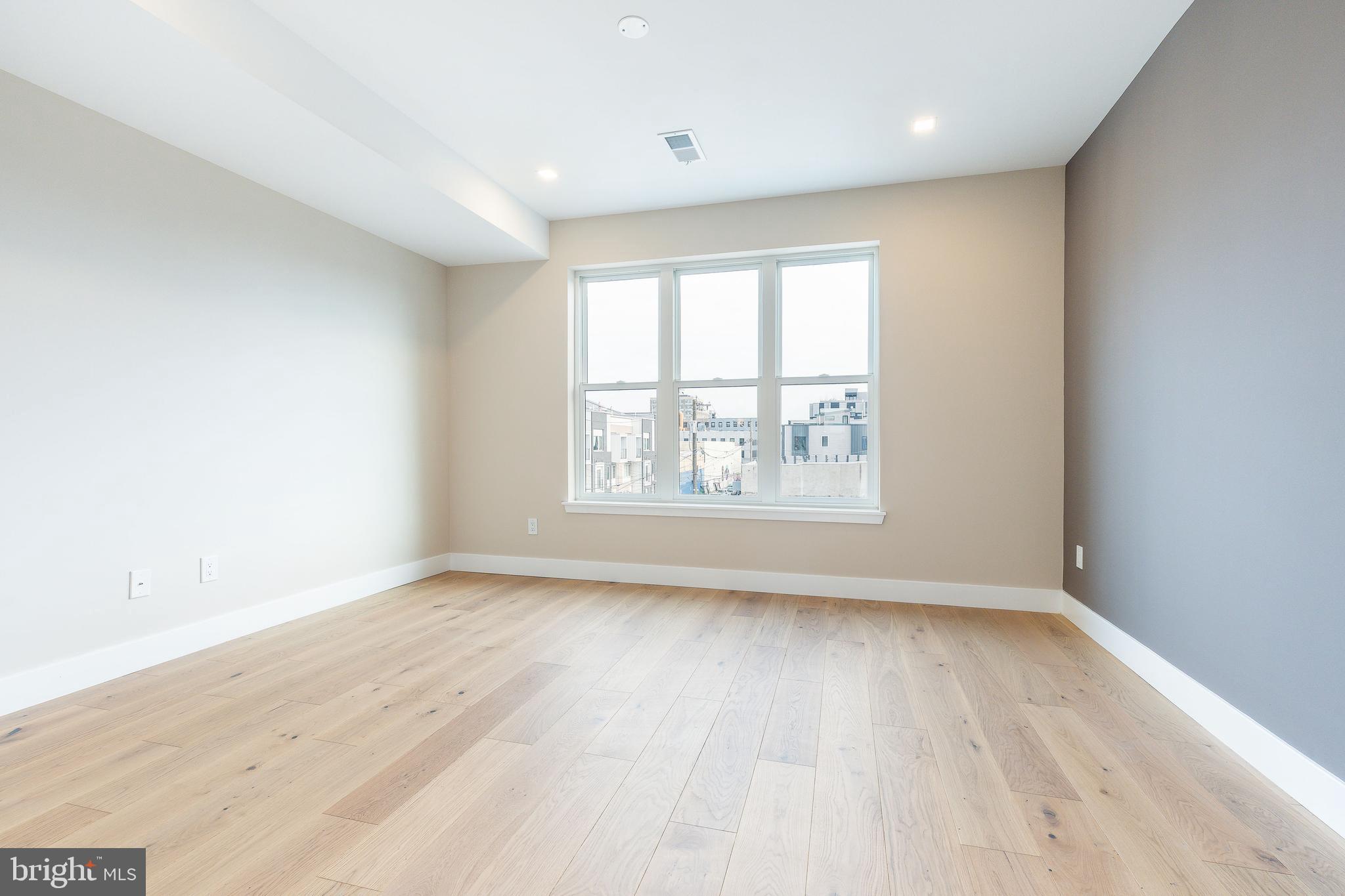 526 Cecil B. Moore Ave