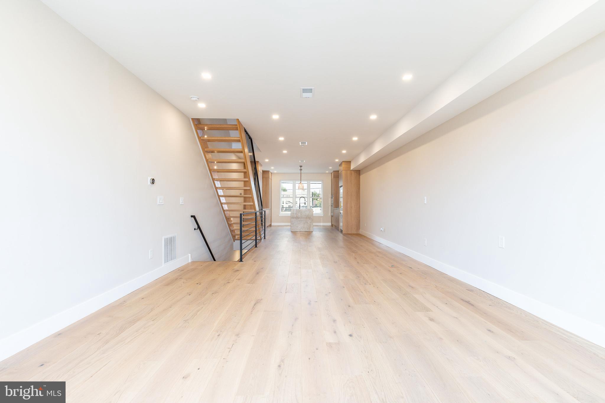 526 Cecil B. Moore Ave