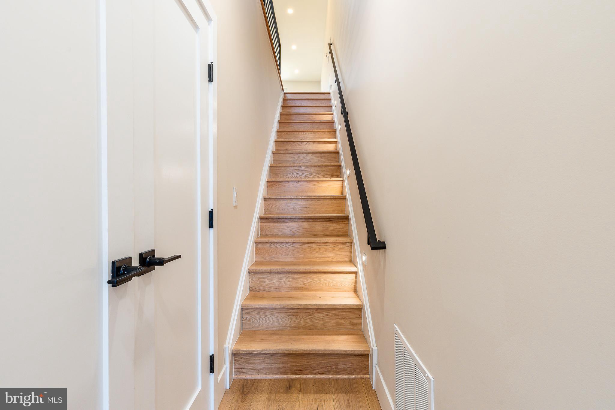 520 Cecil B. Moore Ave