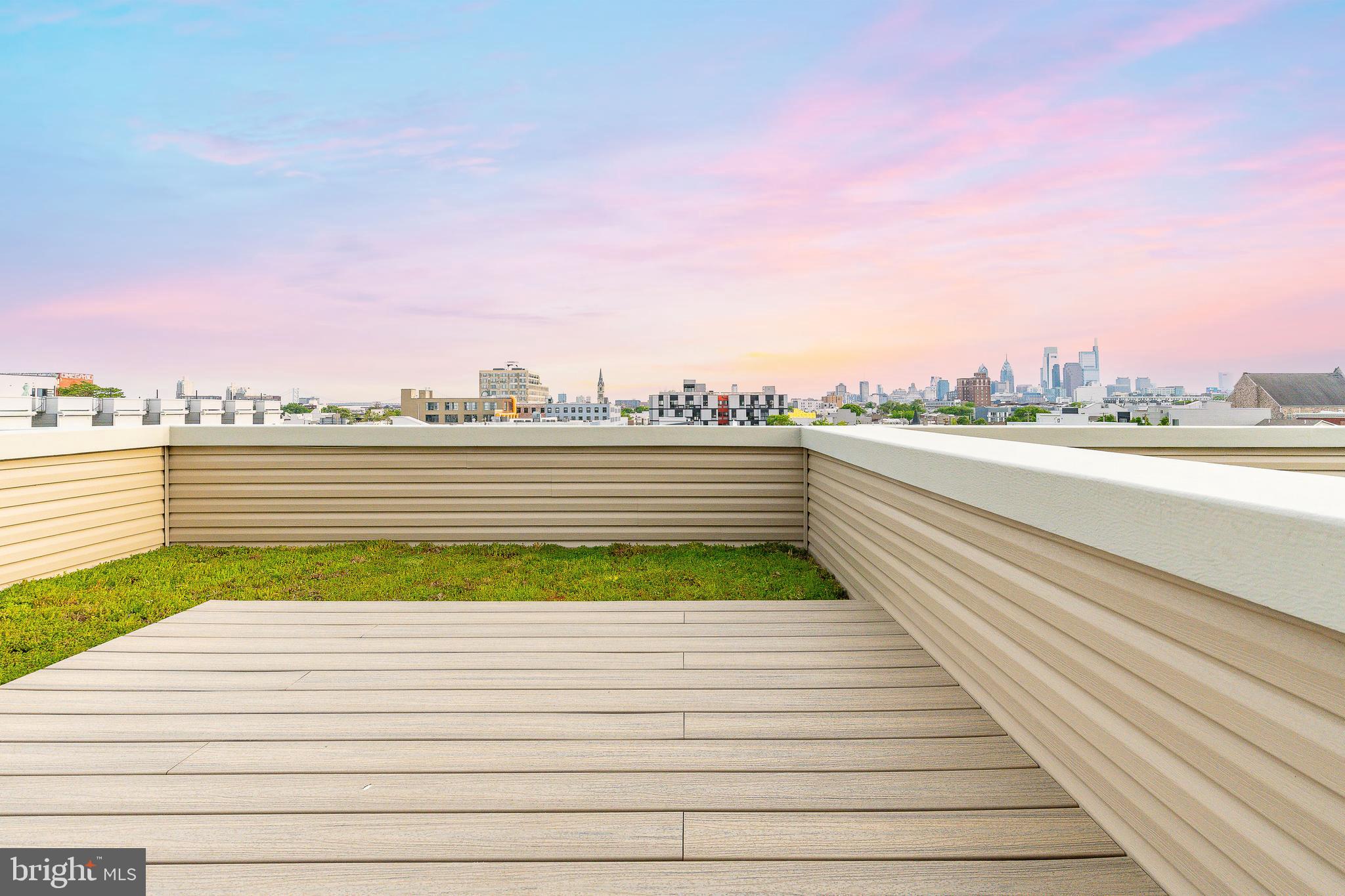 522 CECIL B. MOORE AVENUE