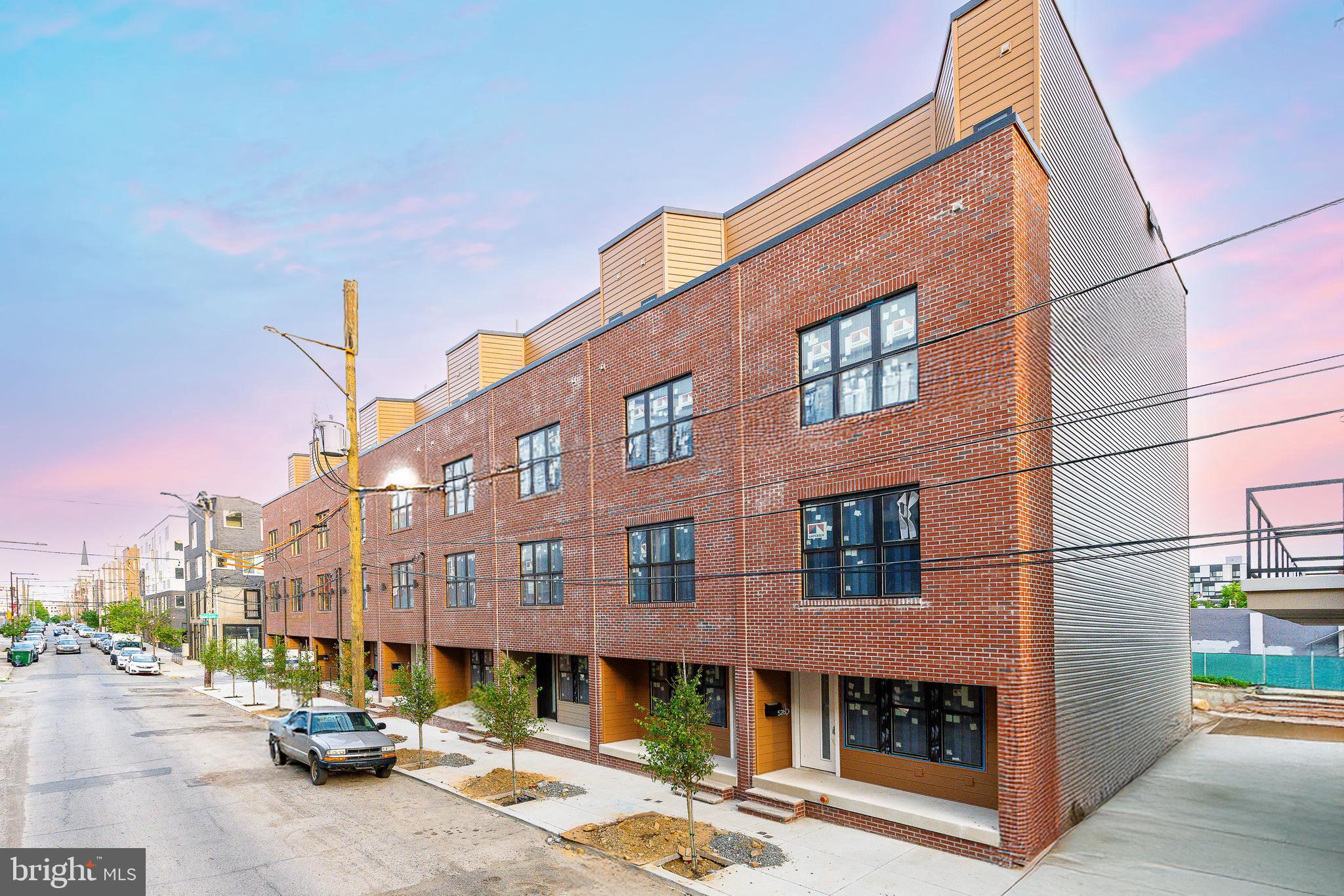 522 CECIL B. MOORE AVENUE