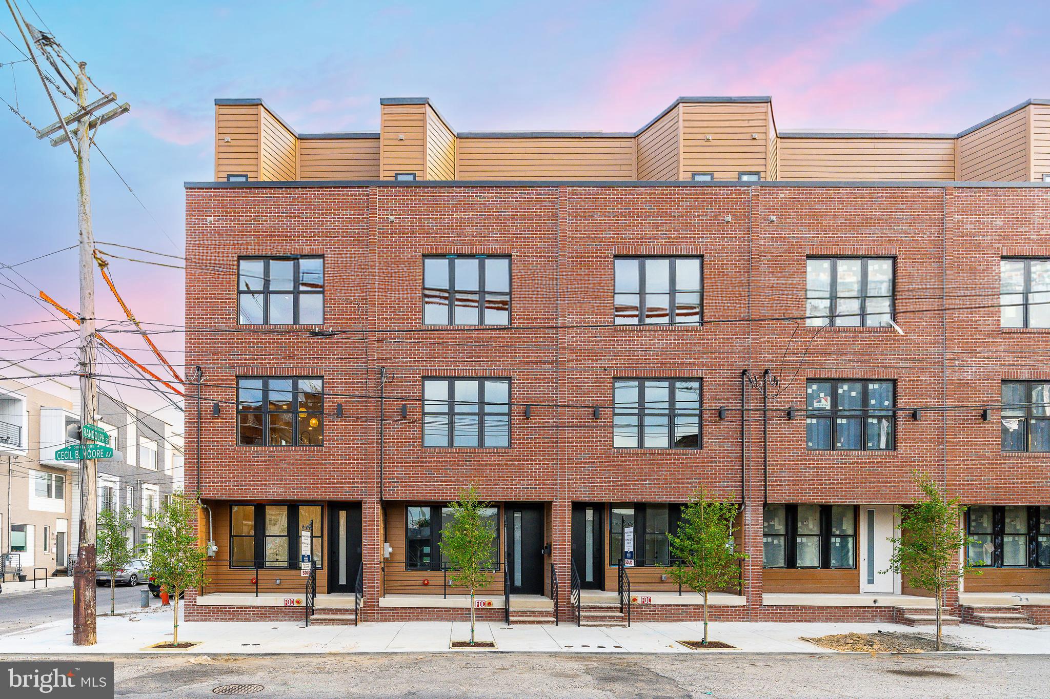 522 CECIL B. MOORE AVENUE