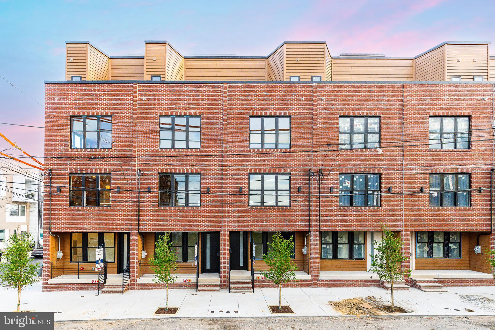 522 CECIL B. MOORE AVENUE