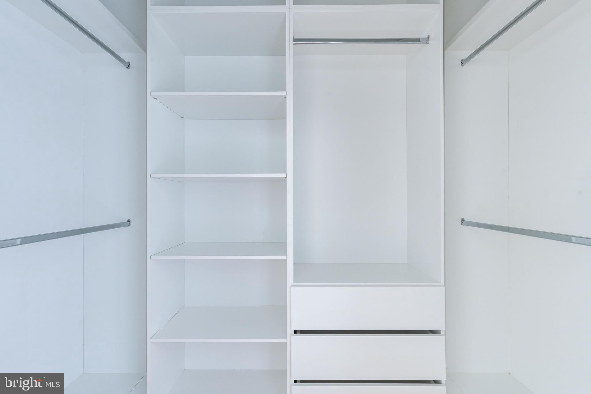 524 CECIL B. MOORE AVENUE