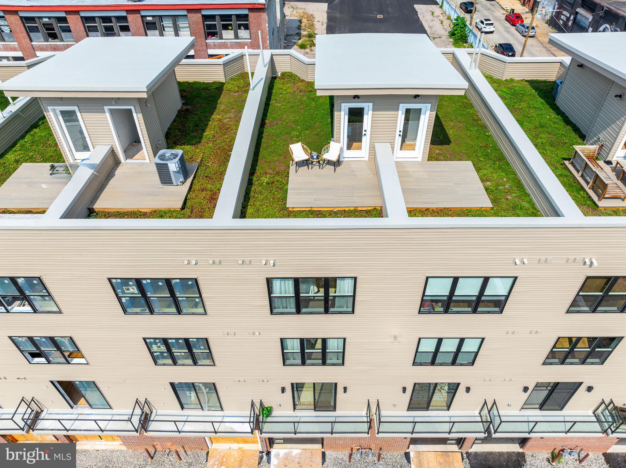 524 CECIL B. MOORE AVENUE