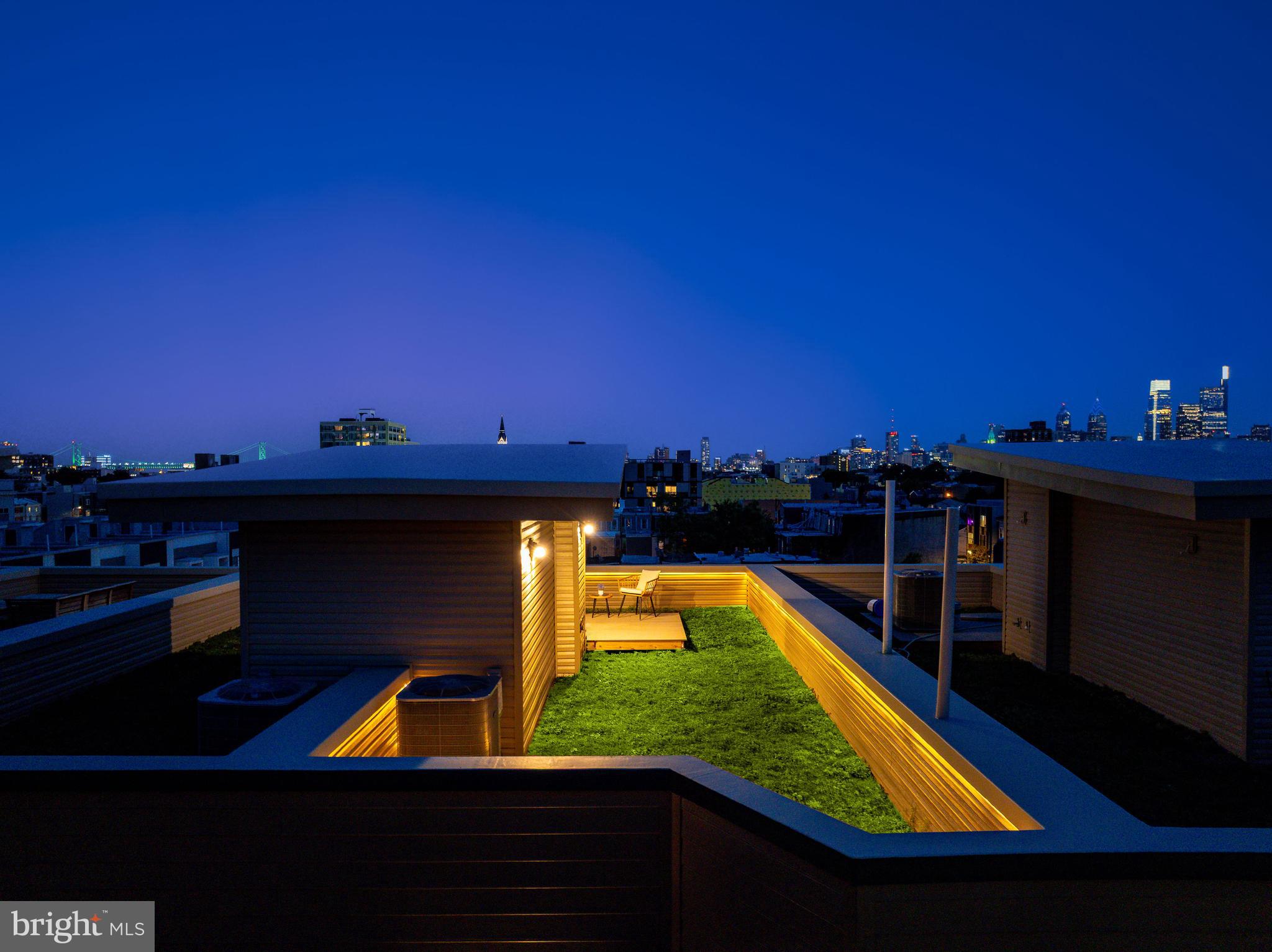 524 CECIL B. MOORE AVENUE