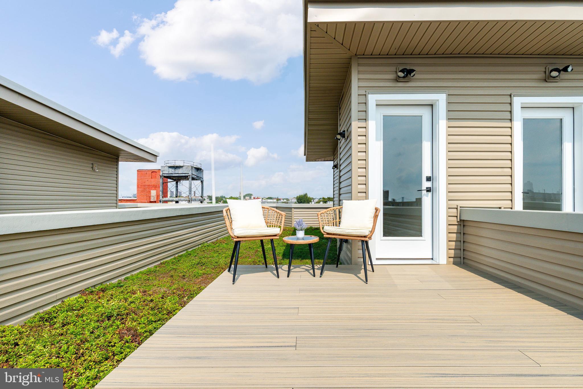 524 CECIL B. MOORE AVENUE