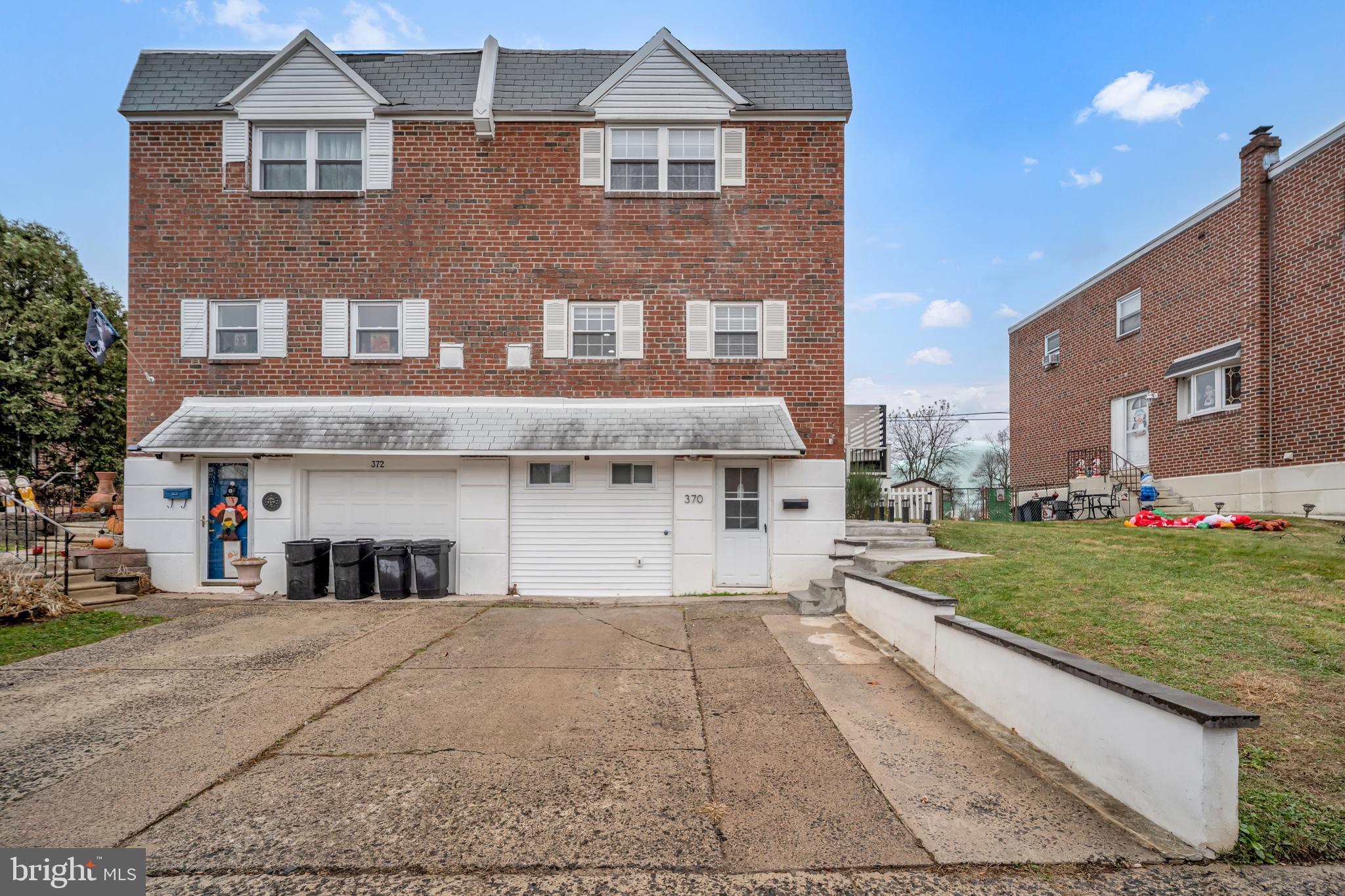 370 SELMA STREET