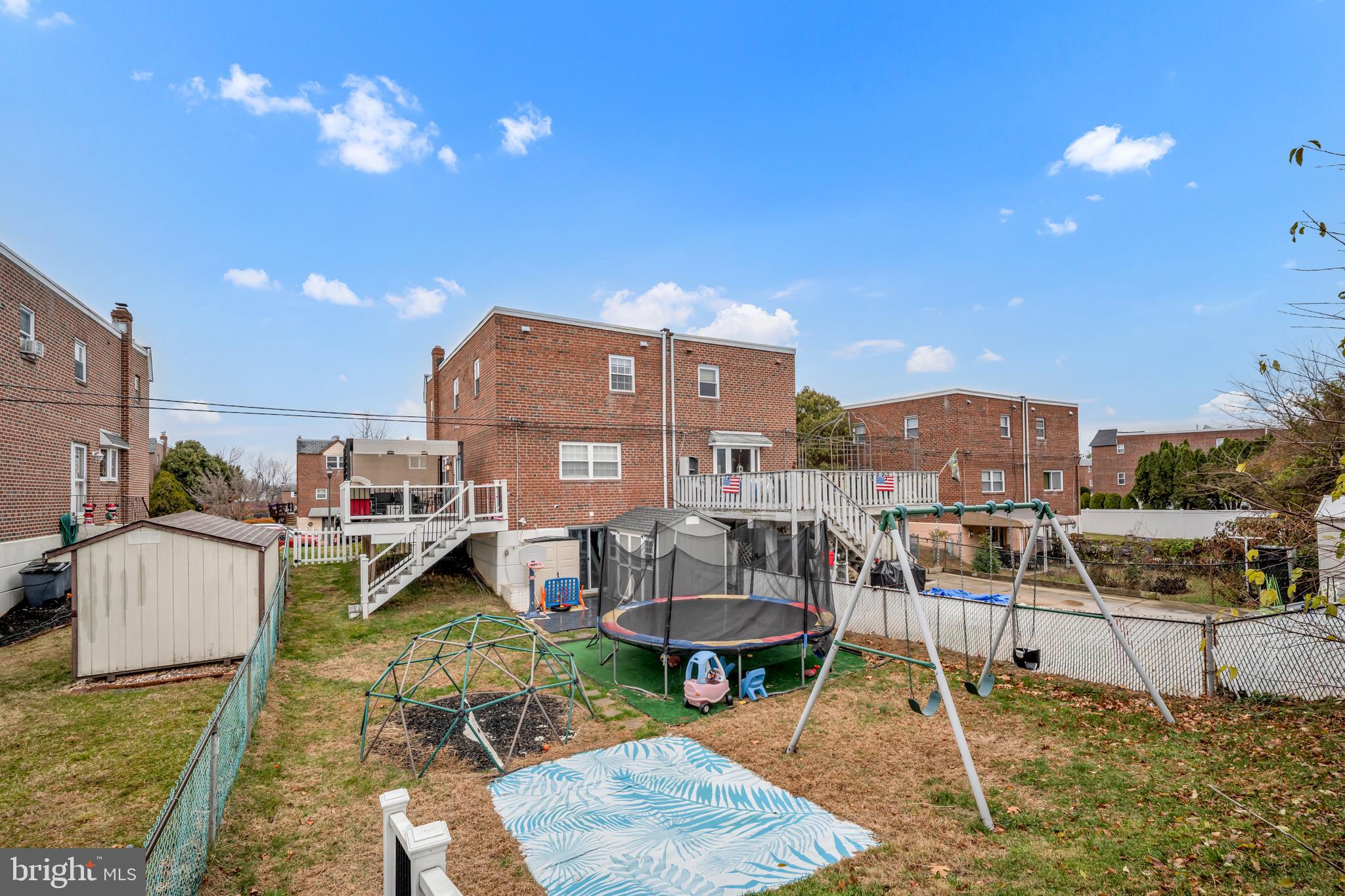 370 SELMA STREET