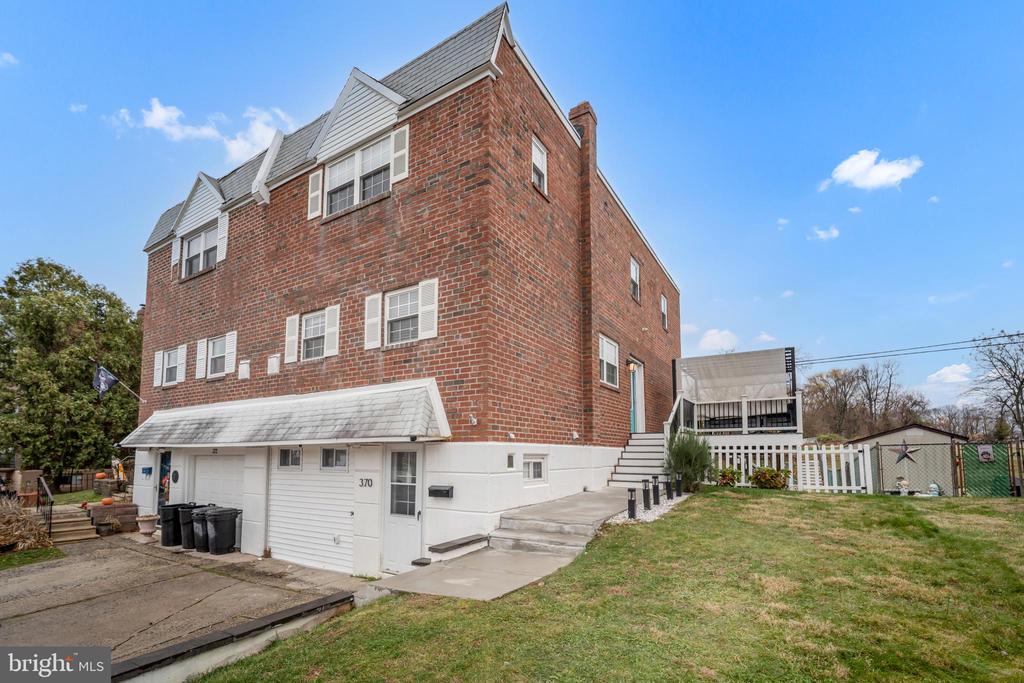 370 SELMA STREET