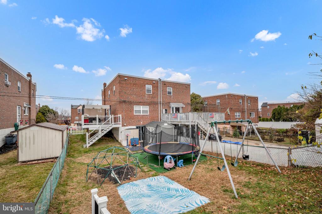 370 SELMA STREET