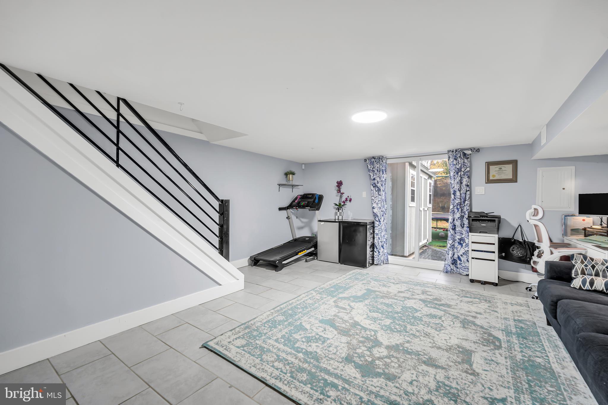 370 SELMA STREET