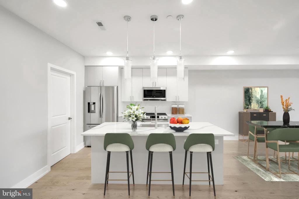 700 MOYER STREET 00 105