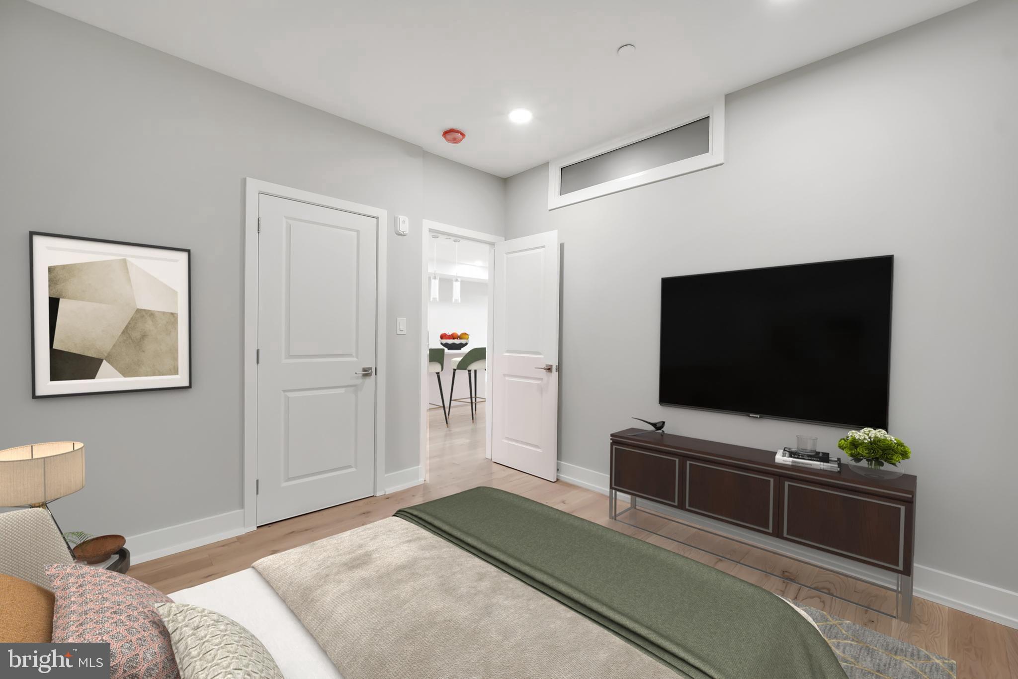 700 MOYER STREET 00 105