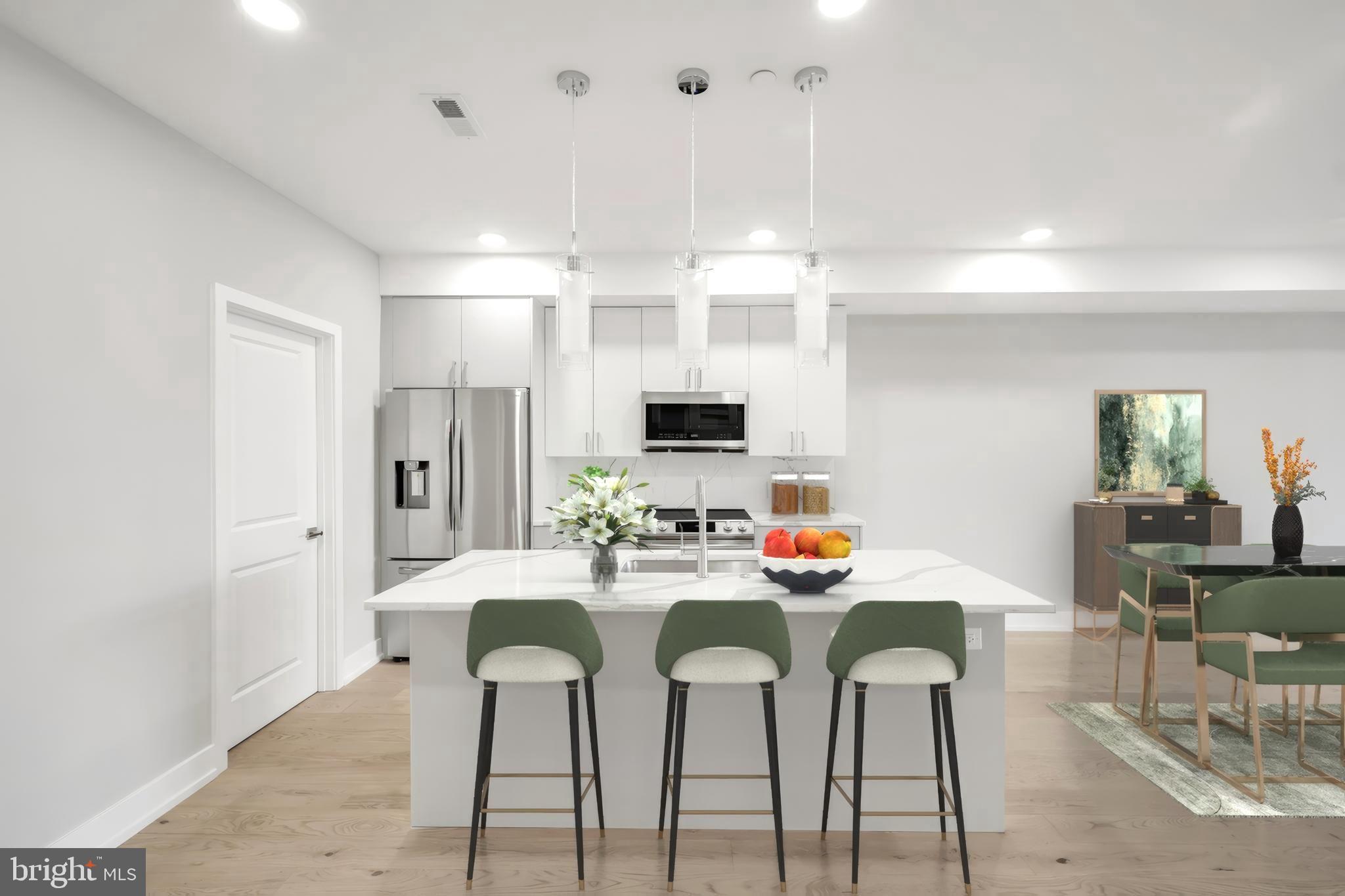 700 MOYER STREET 00 105