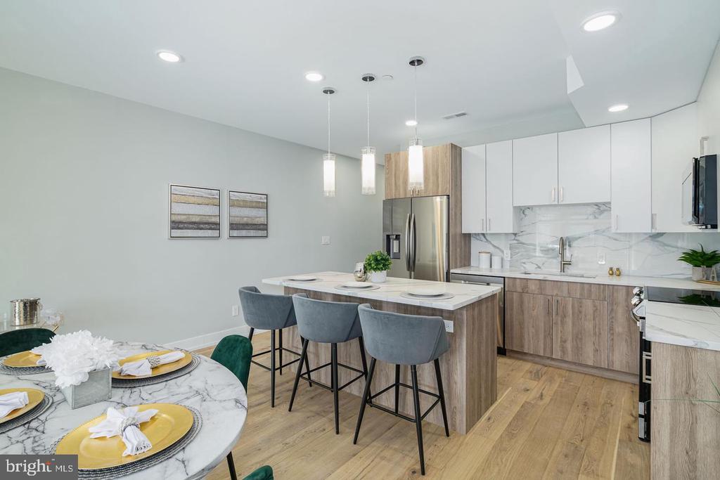 700 MOYER STREET Unit: 104