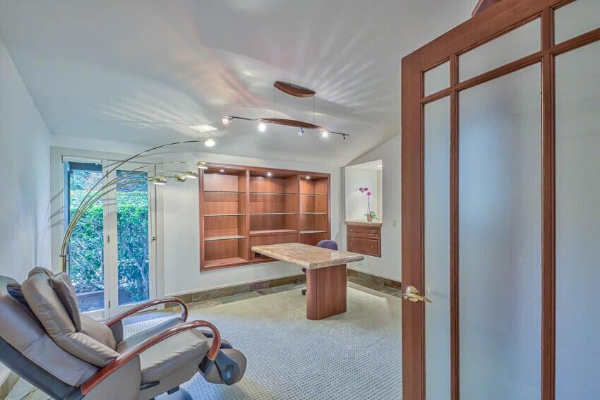 8023 River Place