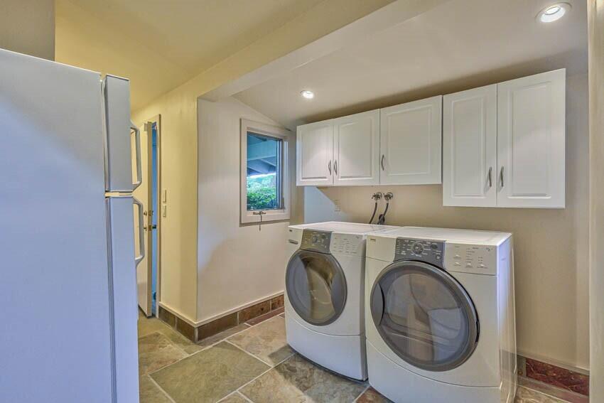 8023 River Place