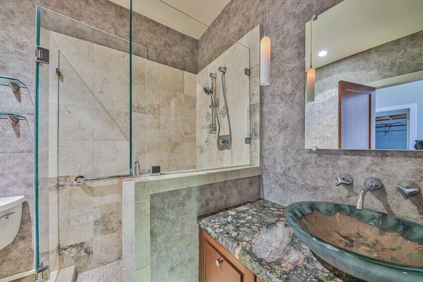 8023 River Place
