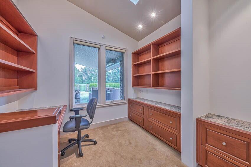 8023 River Place