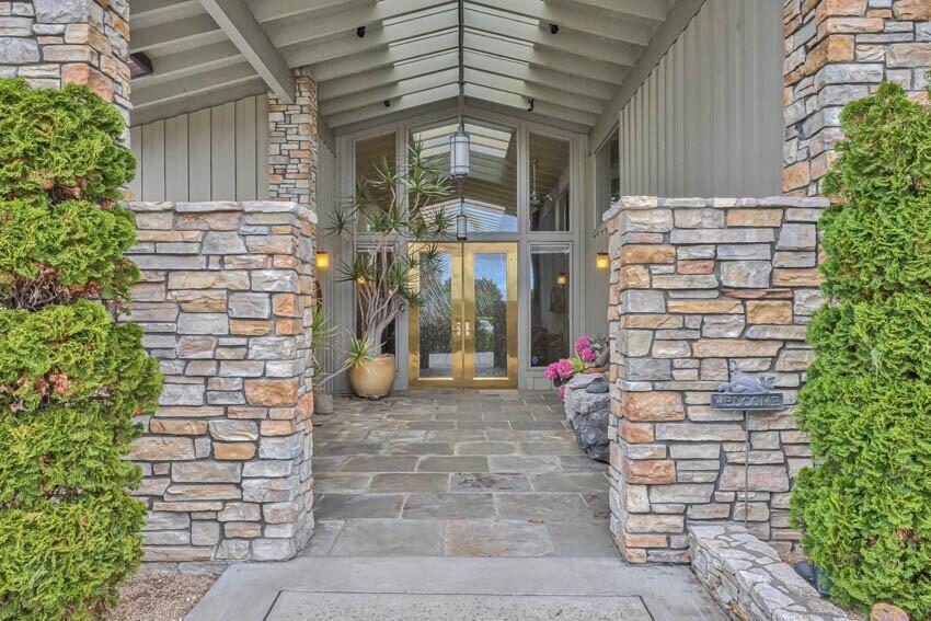 8023 River Place