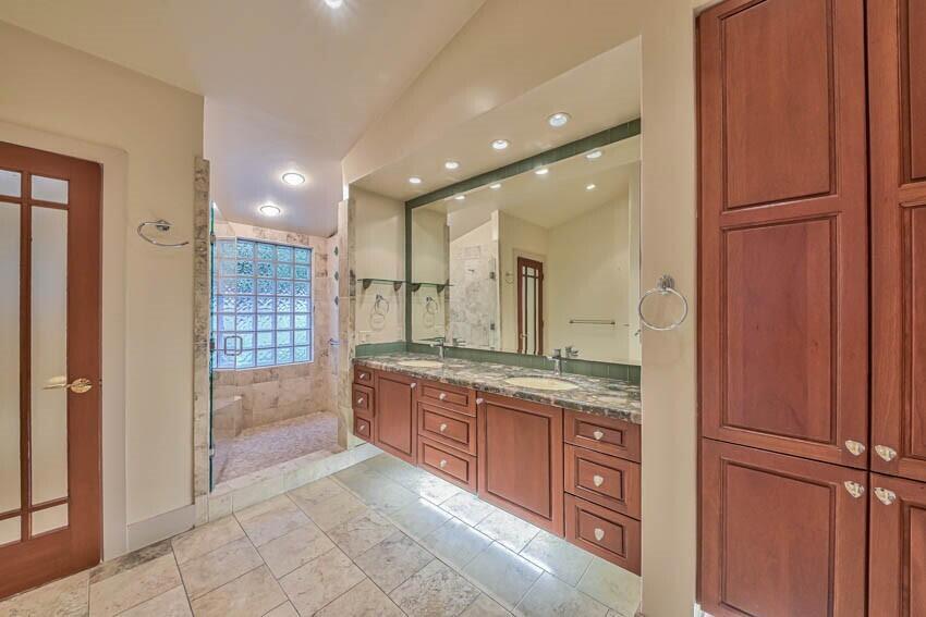 8023 River Place