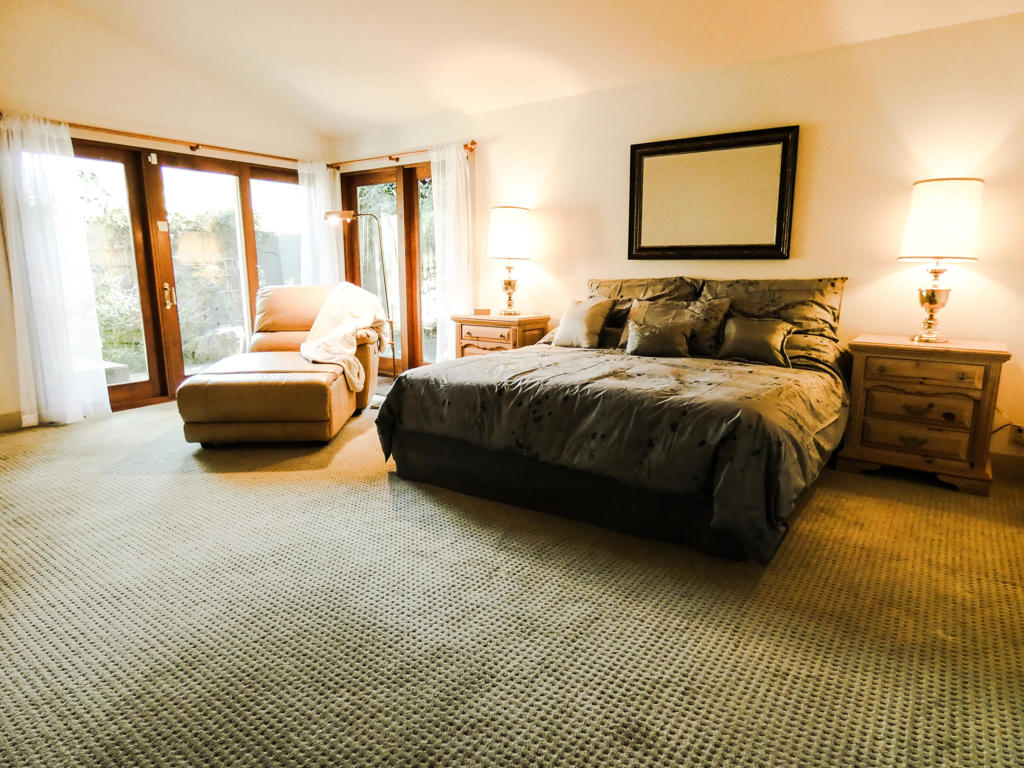 8023 River Place