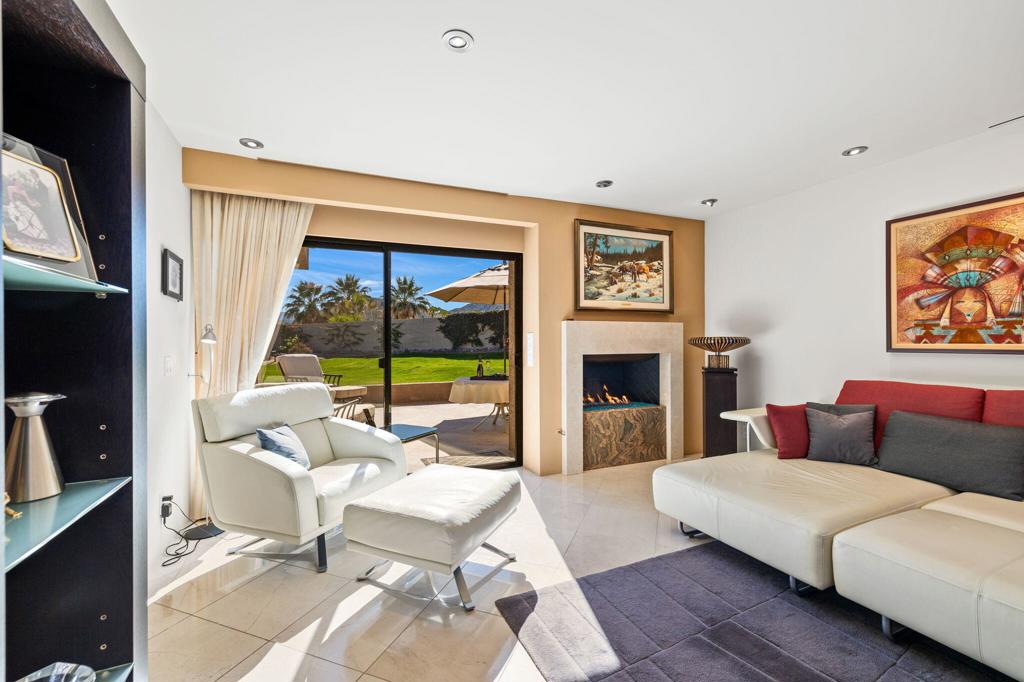 48999 Sunny Summit Lane