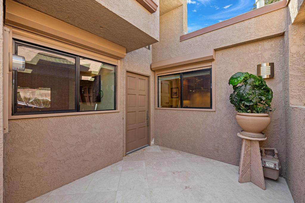 48999 Sunny Summit Lane