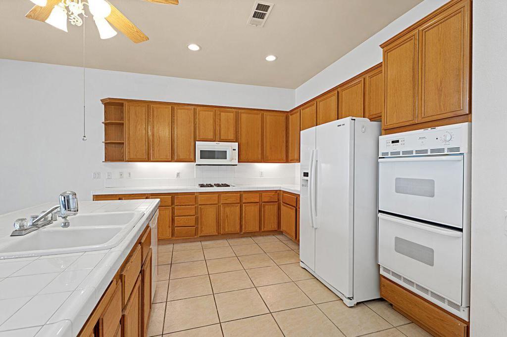 74630 Moss Rose Drive