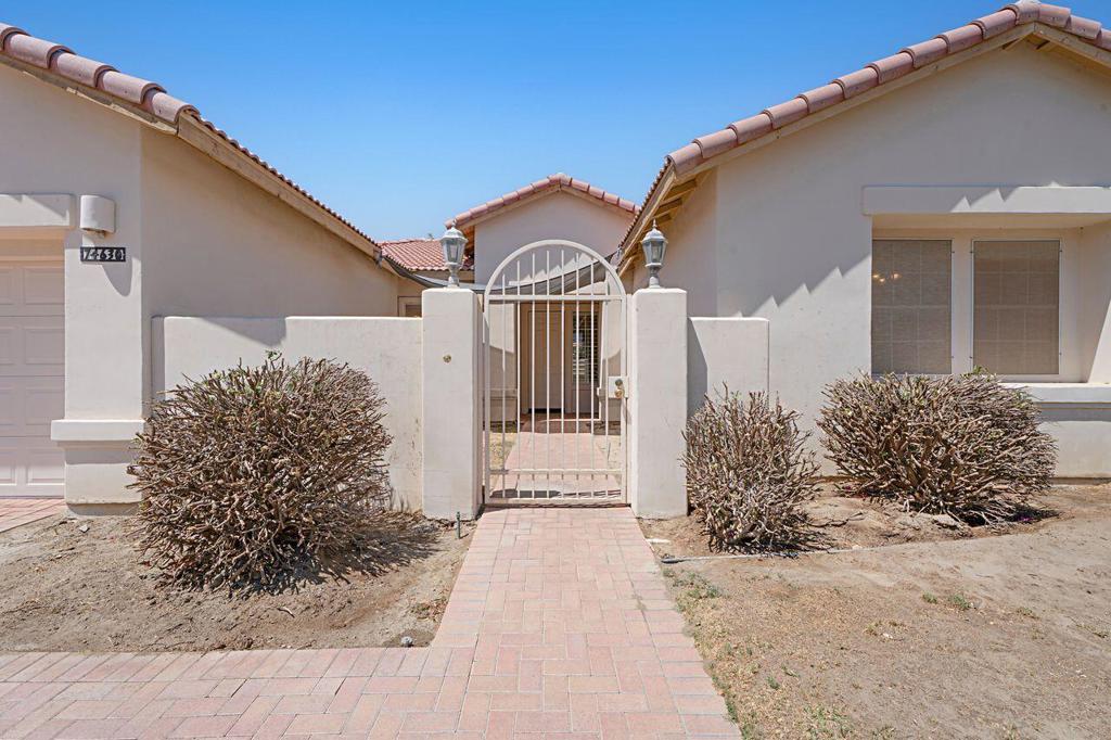 74630 Moss Rose Drive