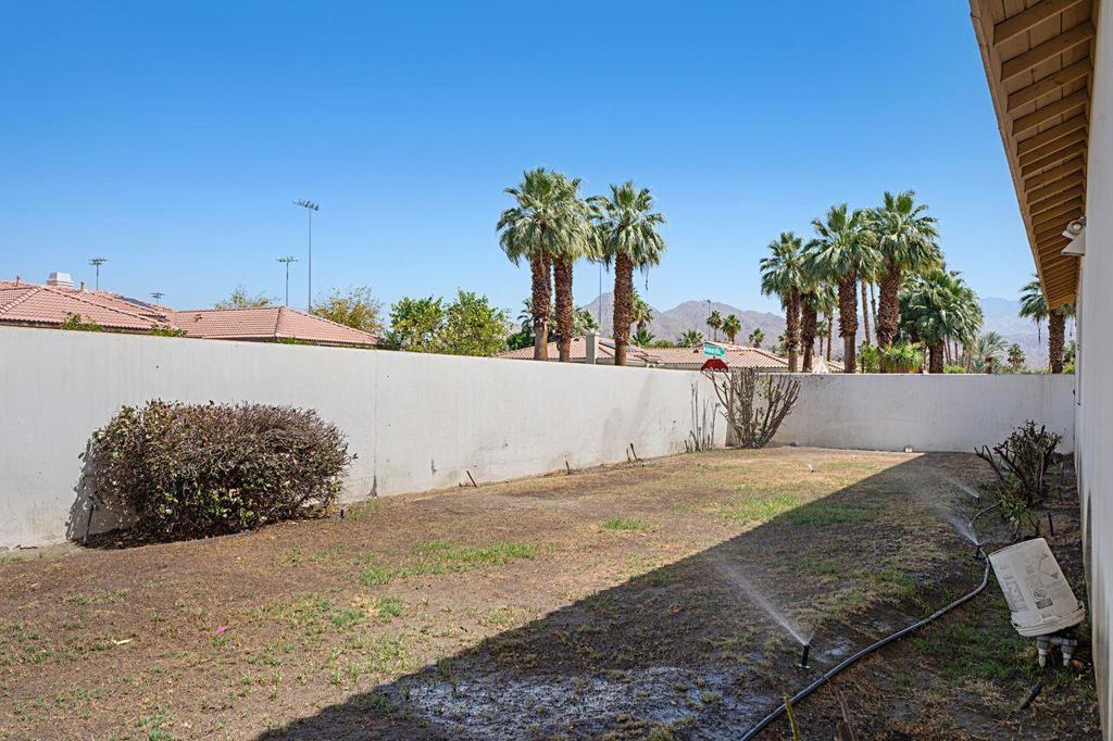 74630 Moss Rose Drive