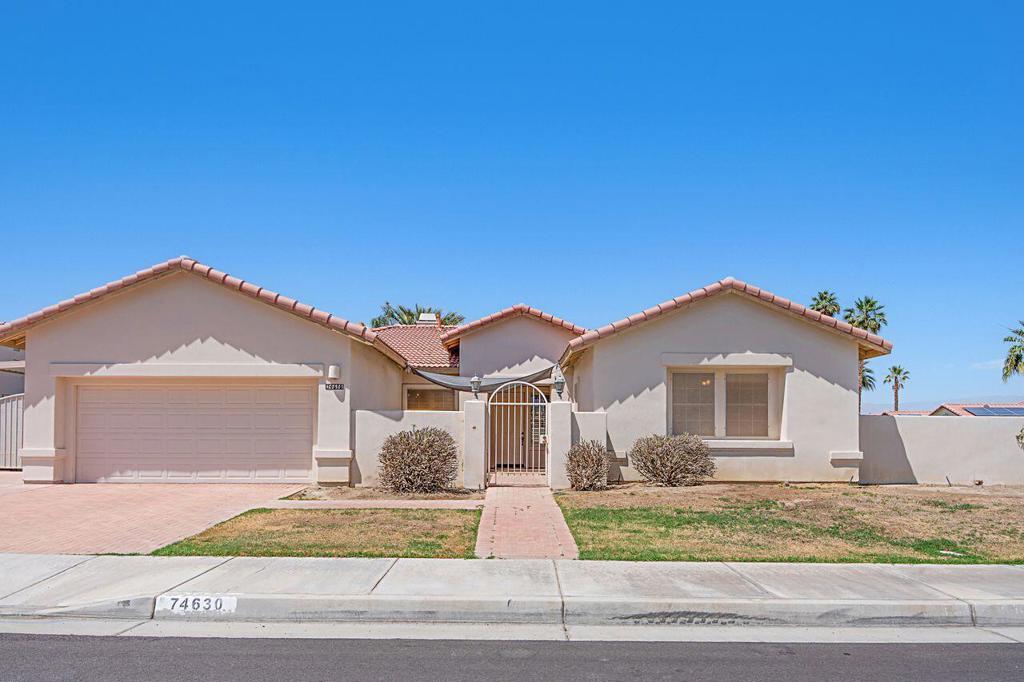 74630 Moss Rose Drive