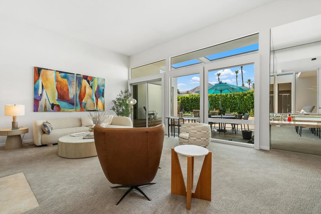 75301 Montecito Drive