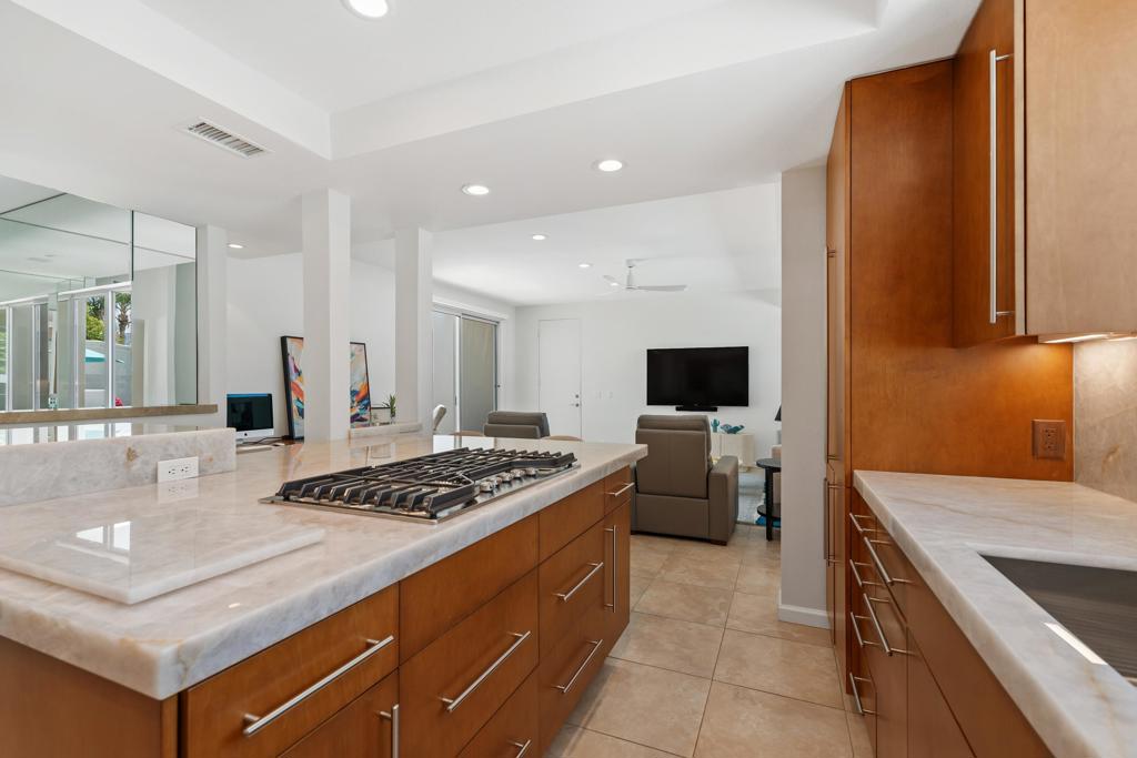 75301 Montecito Drive