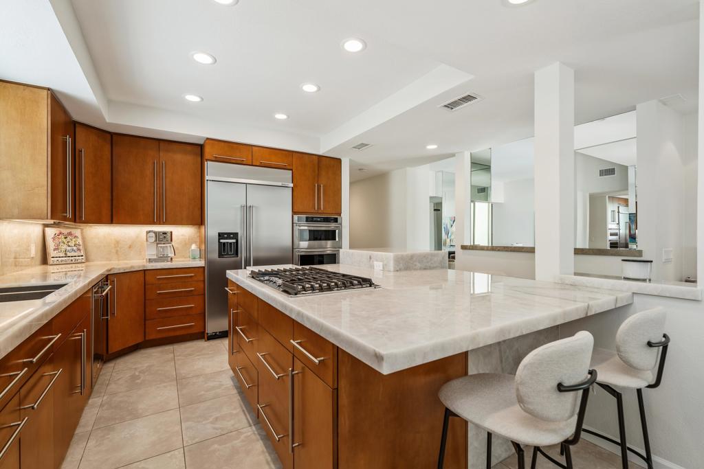 75301 Montecito Drive