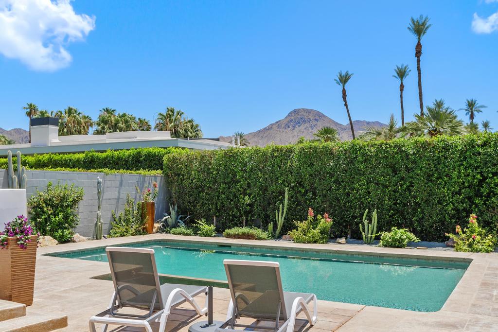 75301 Montecito Drive