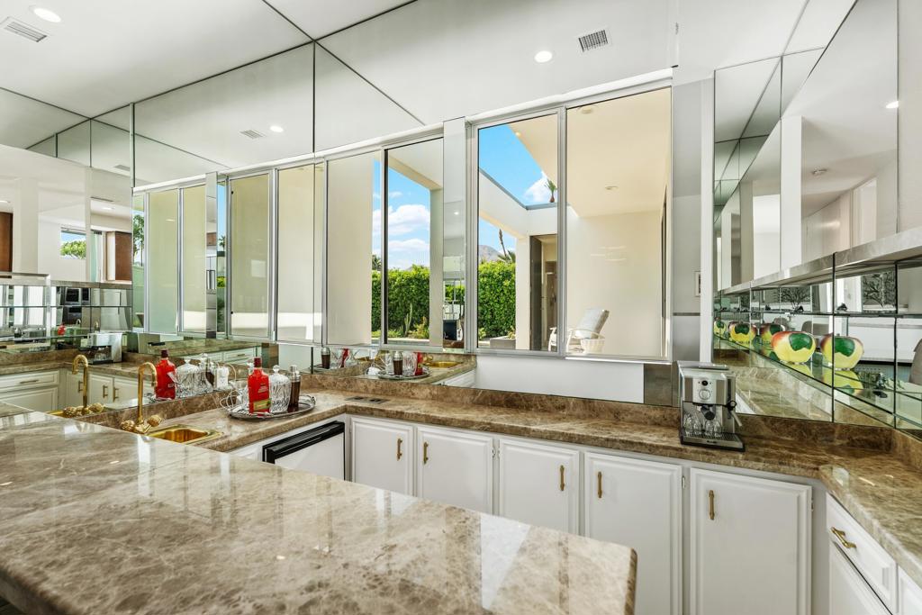 75301 Montecito Drive