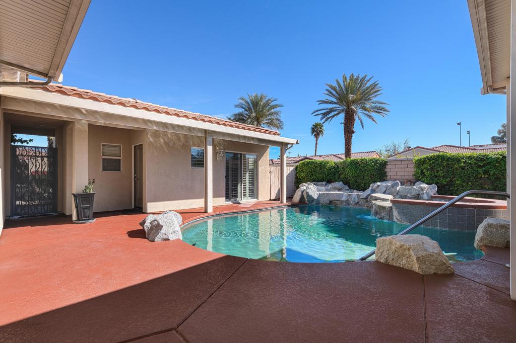 77 Clavel Court
