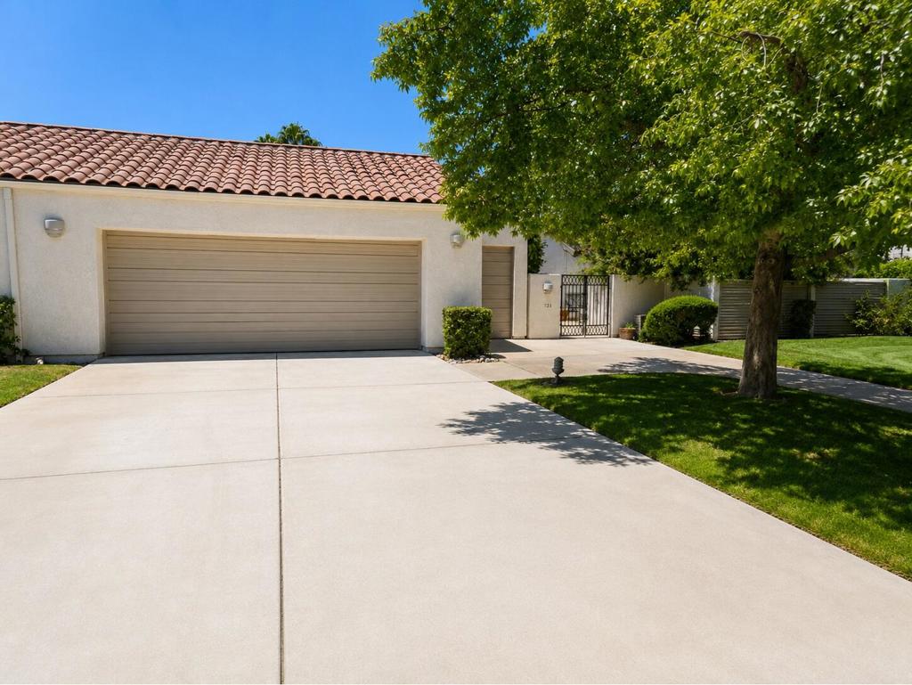721 Inverness Drive