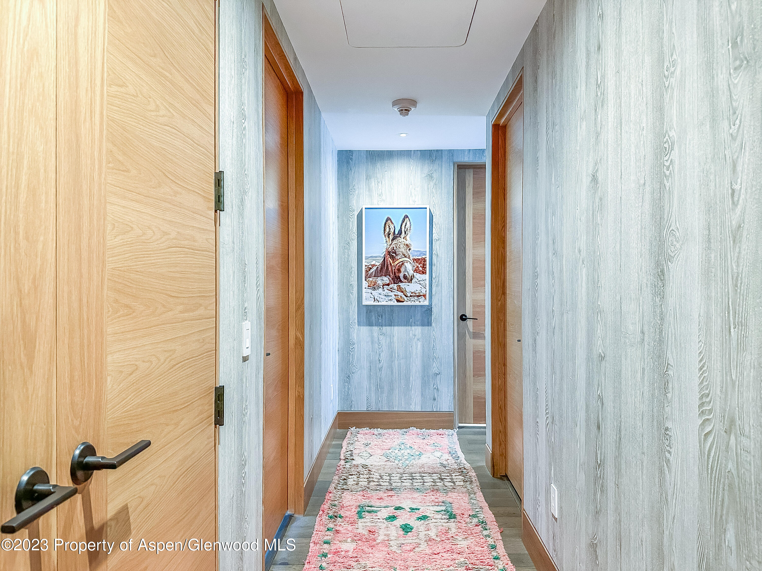 77 Wood Road Unit: 607E