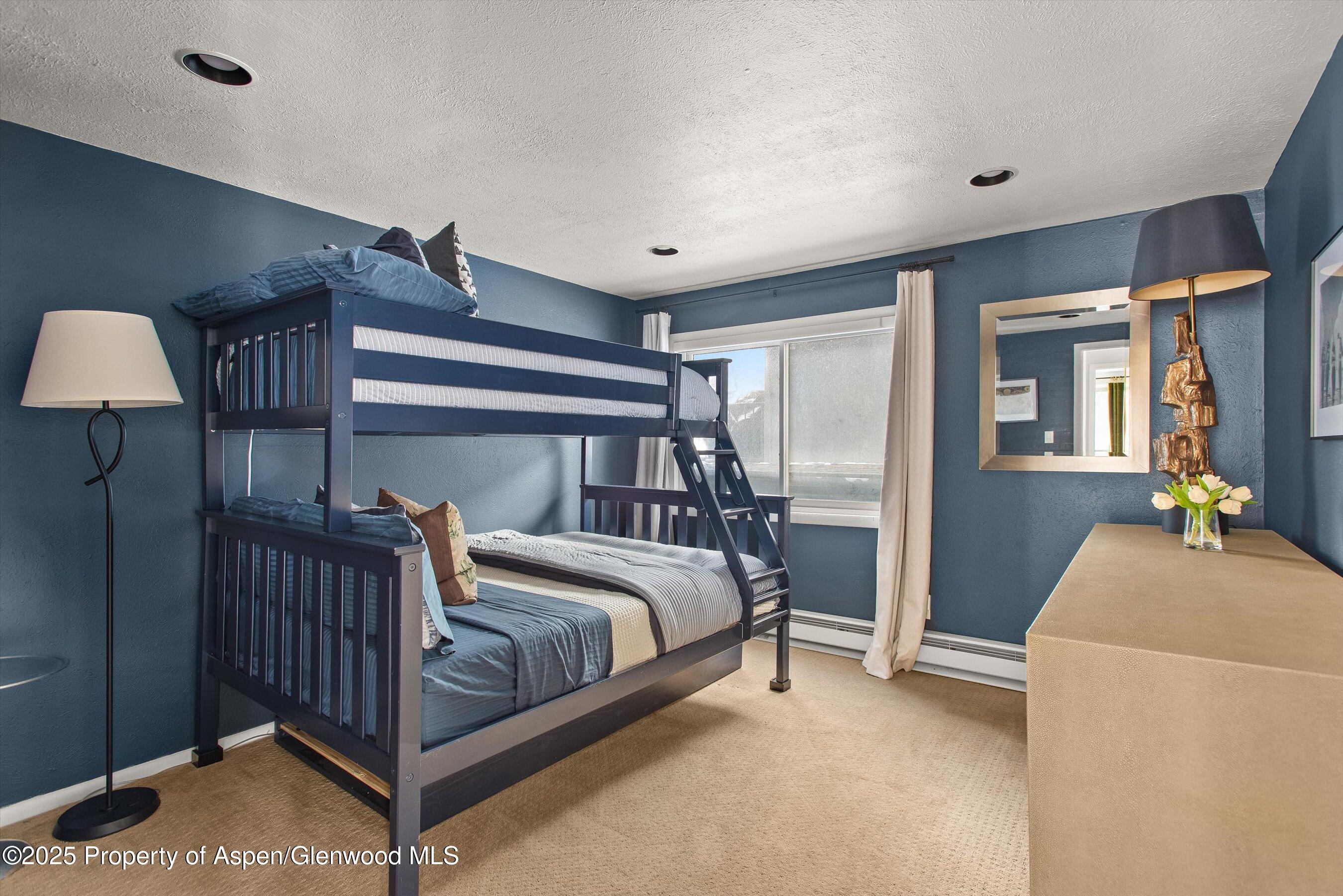 1050 Waters Avenue, 9, Aspen Unit: 9