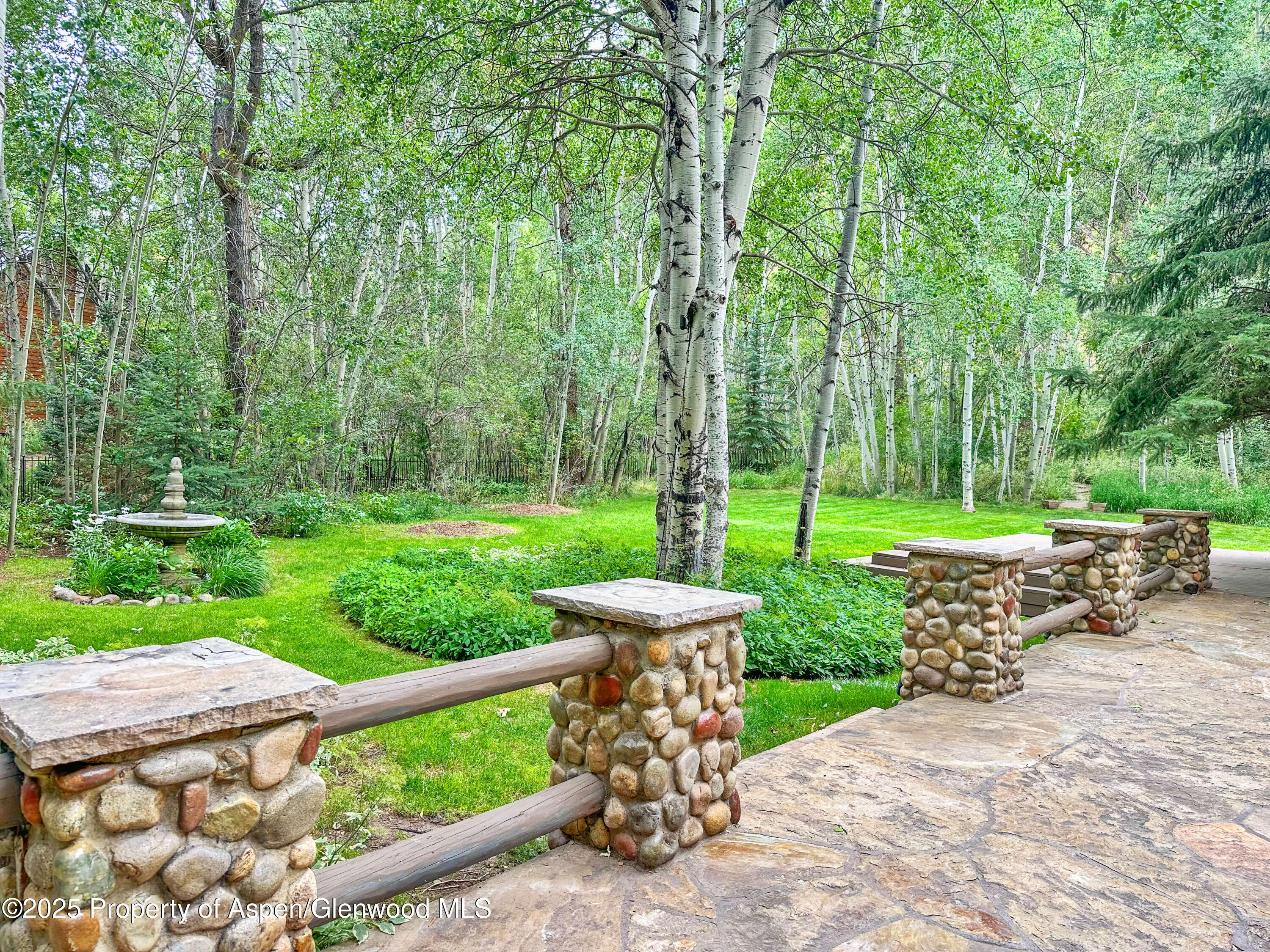 1425 Red Butte Drive