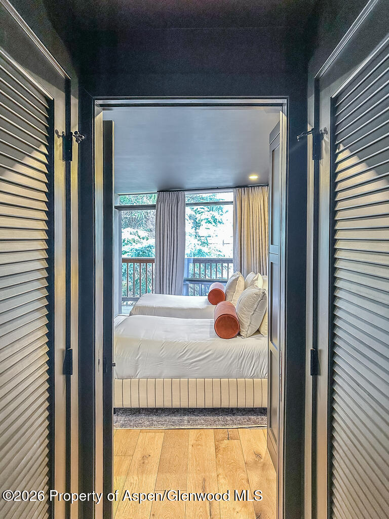 803 E Durant Avenue 8