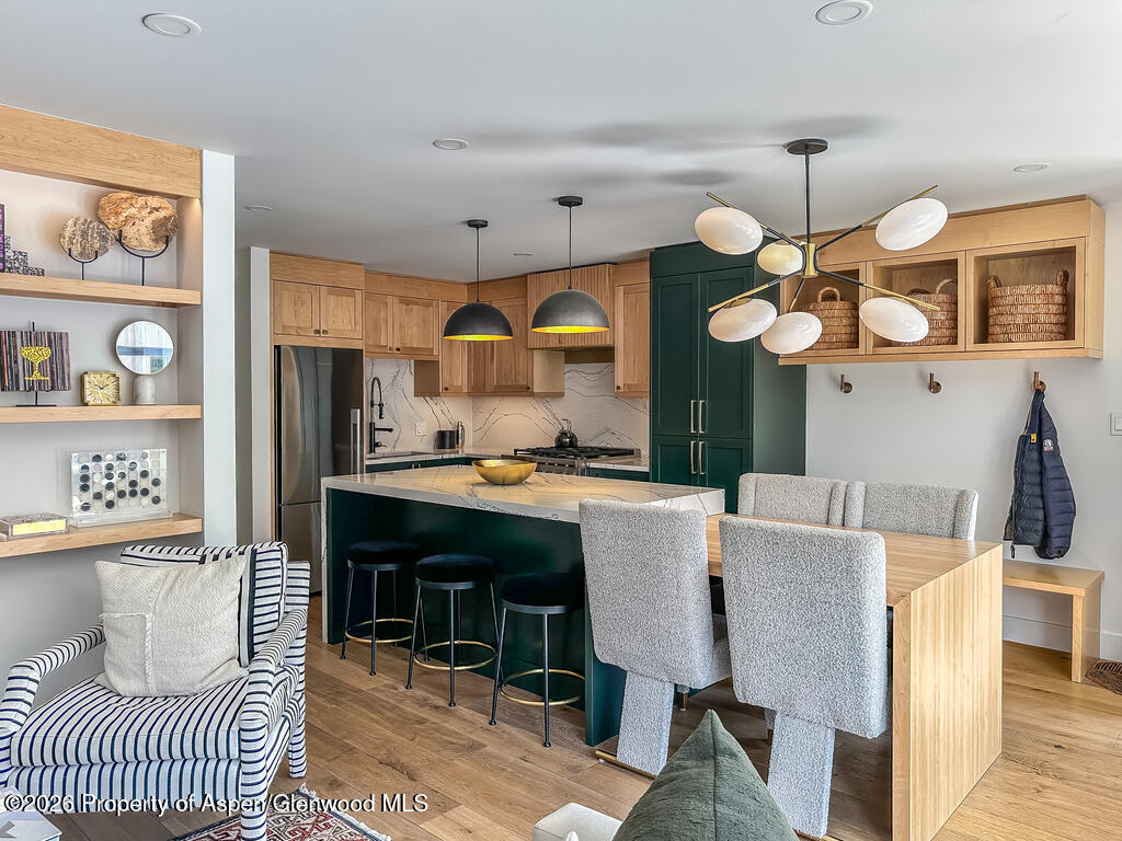 803 E Durant Avenue 8