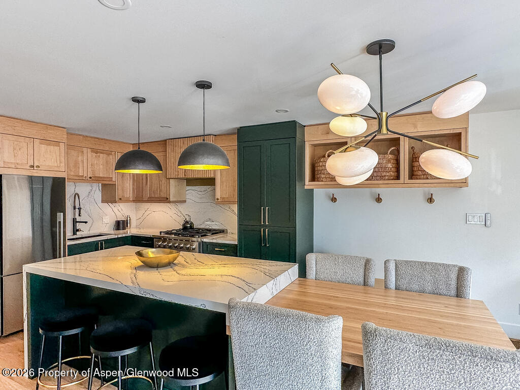 803 E Durant Avenue 8